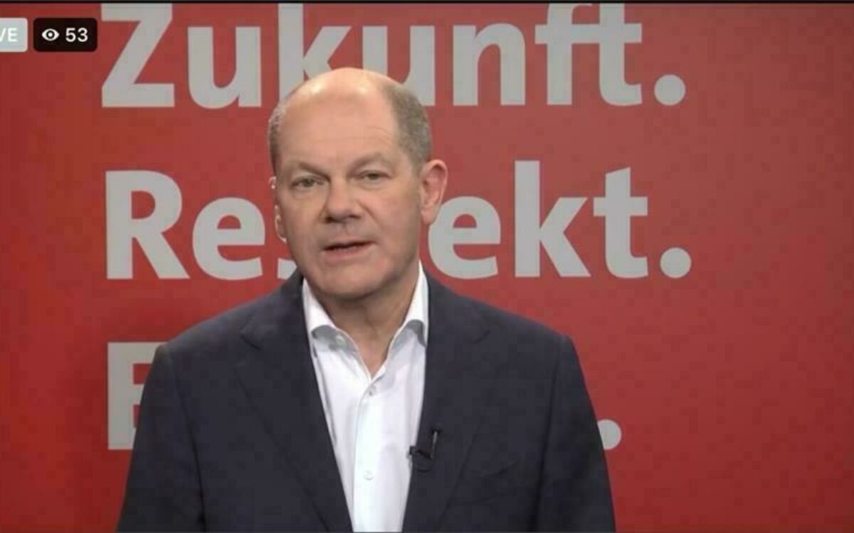 Ein Sceenshot von Olaf Scholz beim digitalen Wahlkampf im Livestream Ein Sceenshot von Olaf Scholz beim digitalen Wahlkampf im Livestream